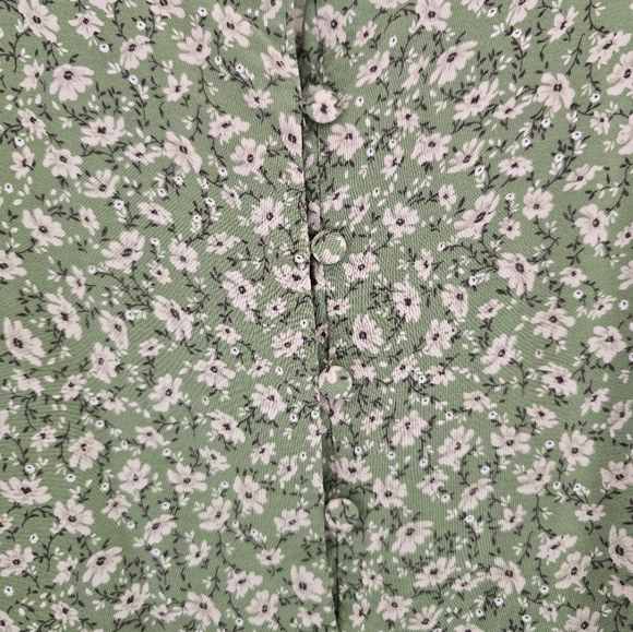 Woman's Dress - Picture 3 of 5